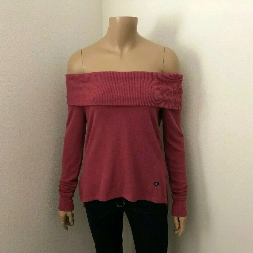 NWT Abercrombie Cozy Off Shoulder Sweater XS